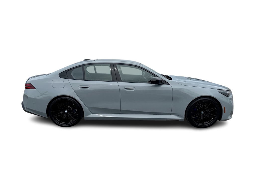 Thumbnail: 2026 BMW M5 - 25