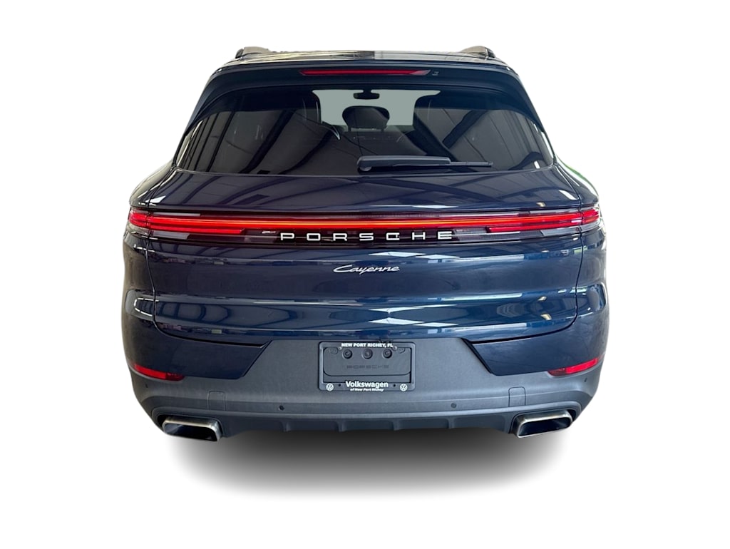 Thumbnail: 2024 Porsche Cayenne - 25