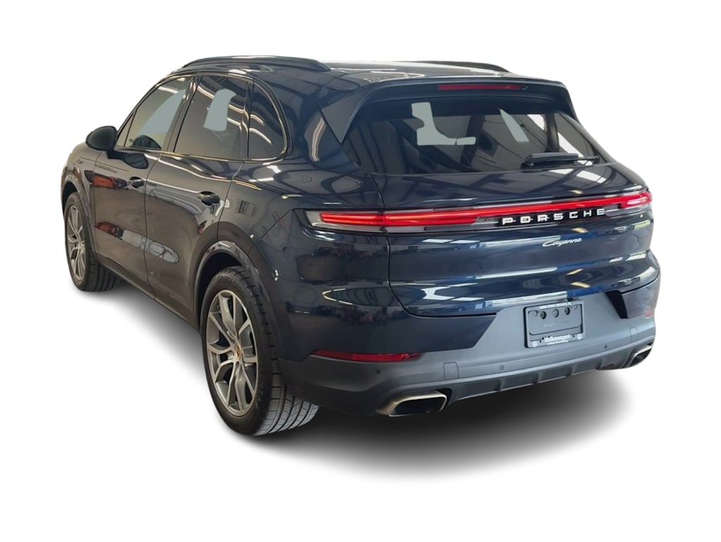 Thumbnail: 2024 Porsche Cayenne - 4