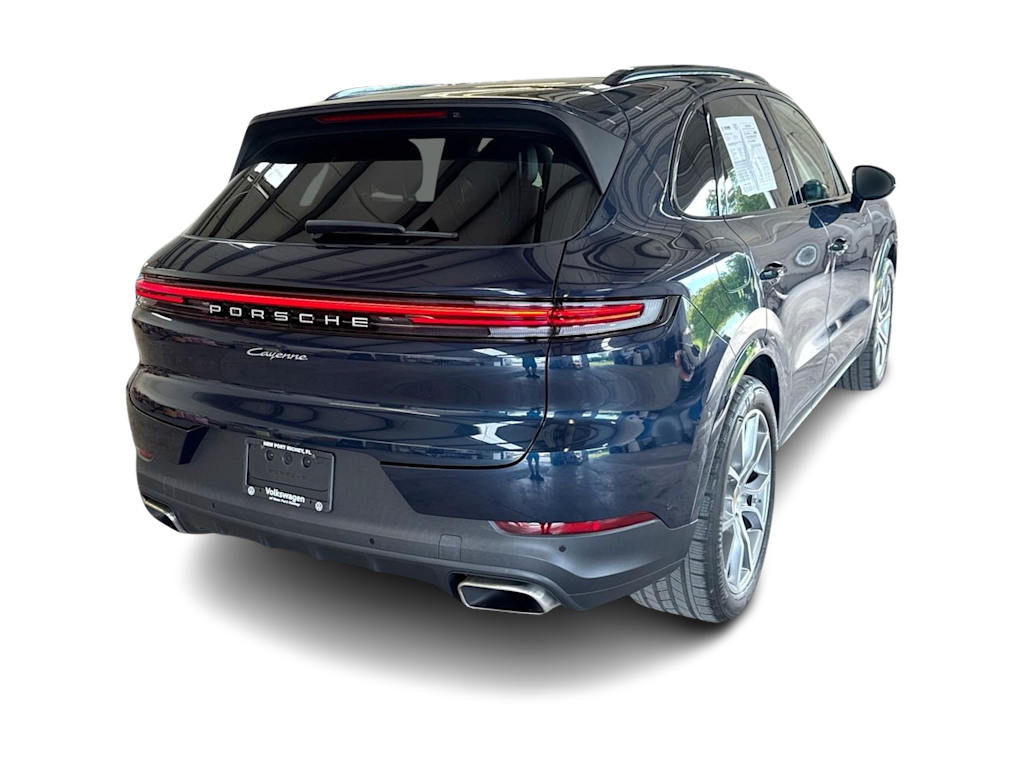 Thumbnail: 2024 Porsche Cayenne - 26