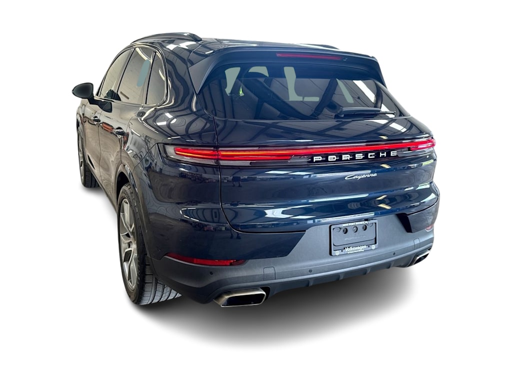 Thumbnail: 2024 Porsche Cayenne - 24