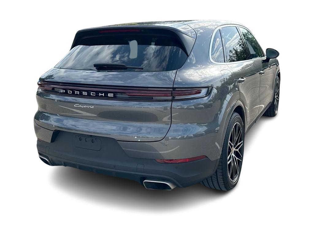 Thumbnail: 2025 Porsche Cayenne - 29