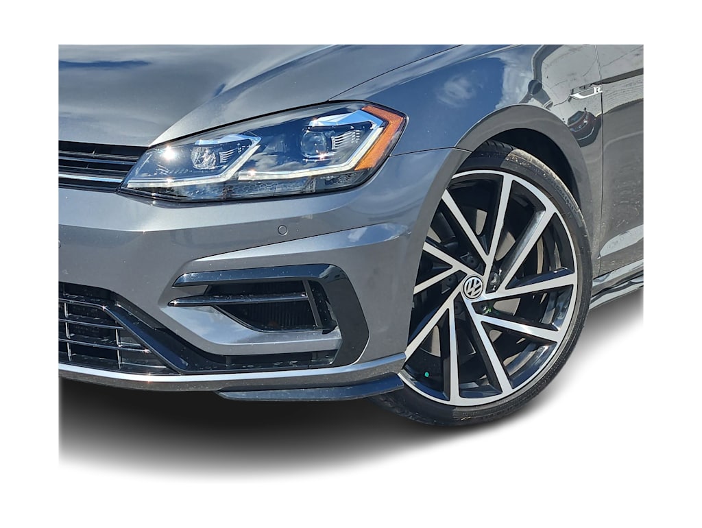 Thumbnail: 2018 Volkswagen Golf - 23