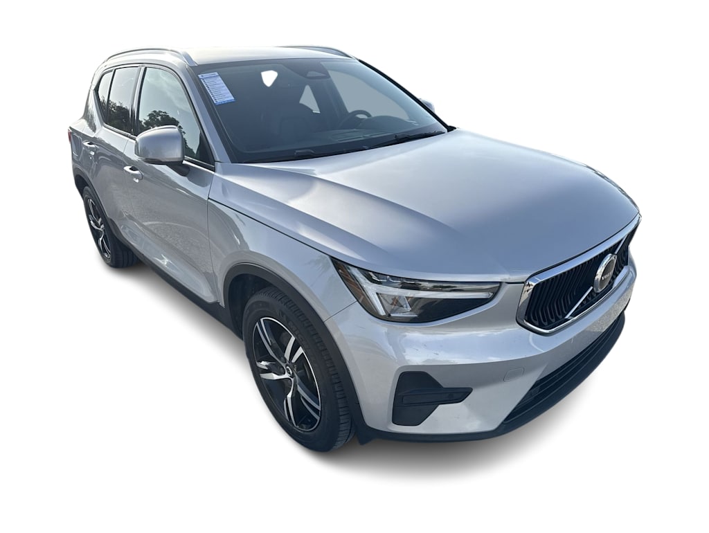 Thumbnail: 2023 Volvo XC40 - 28