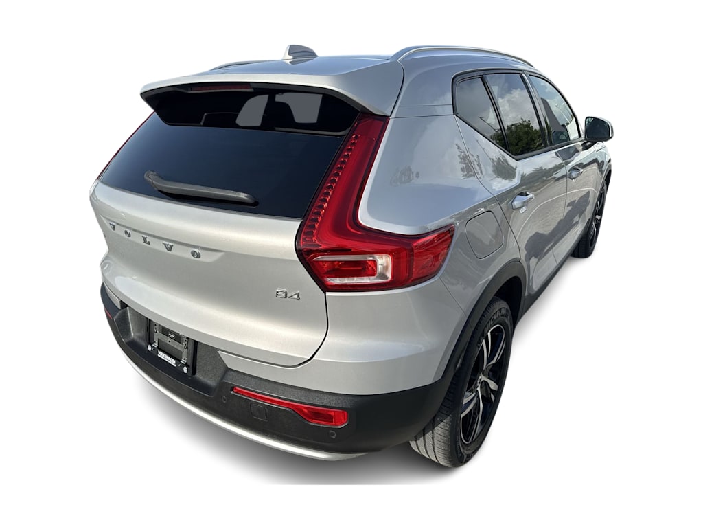 Thumbnail: 2023 Volvo XC40 - 26