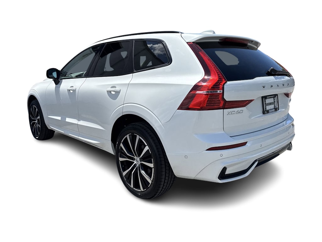 Thumbnail: 2023 Volvo XC60 - 4