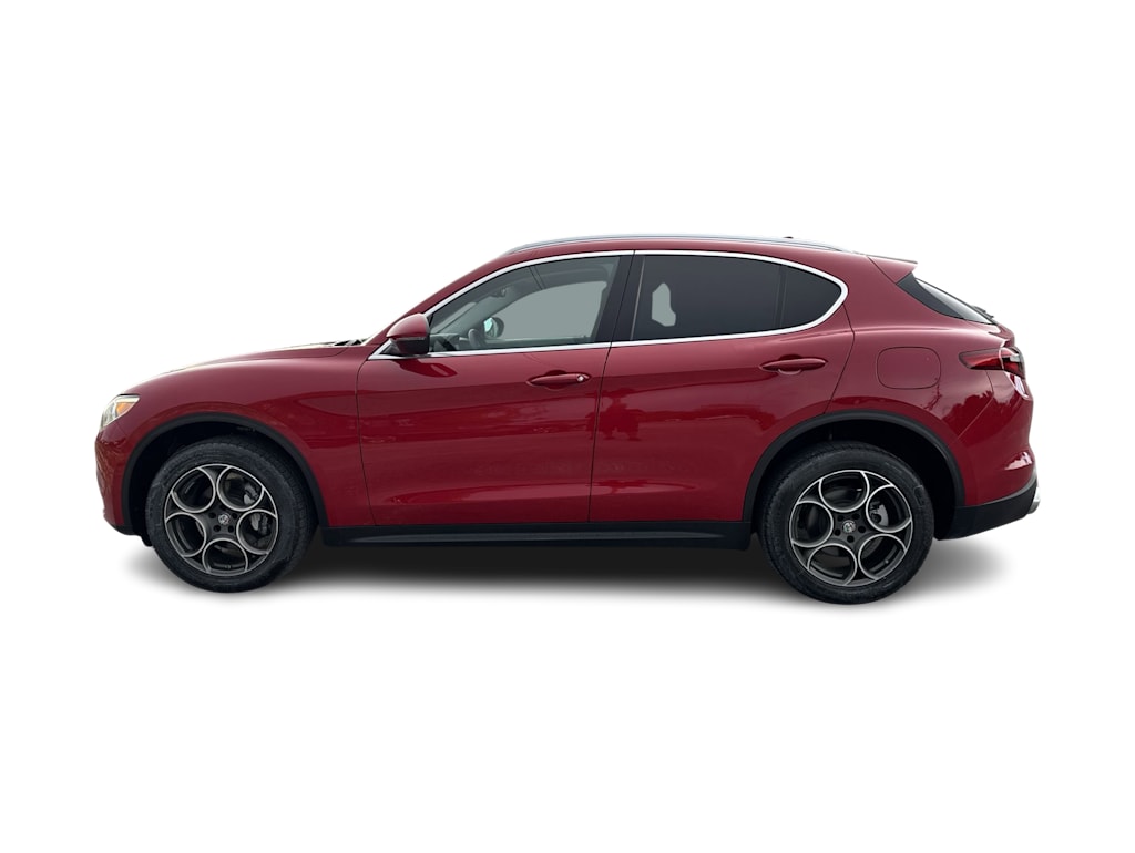 Thumbnail: 2018 Alfa Romeo Stelvio - 3