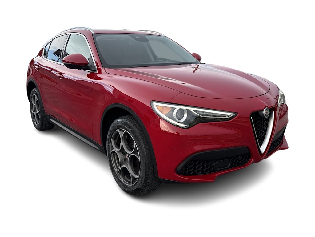Thumbnail: 2018 Alfa Romeo Stelvio - 22