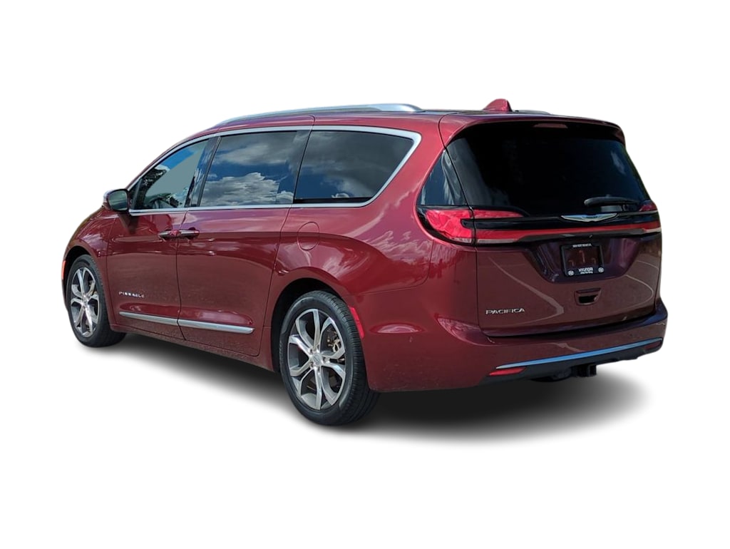 Thumbnail: 2022 Chrysler Pacifica - 4