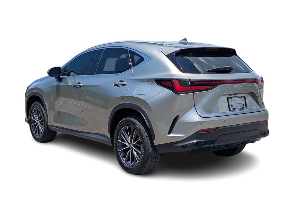 Thumbnail: 2024 Lexus ES - 4