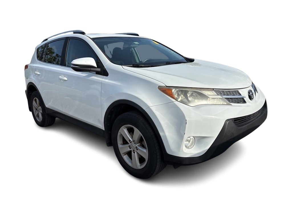 2014 Toyota RAV4 XLE 12