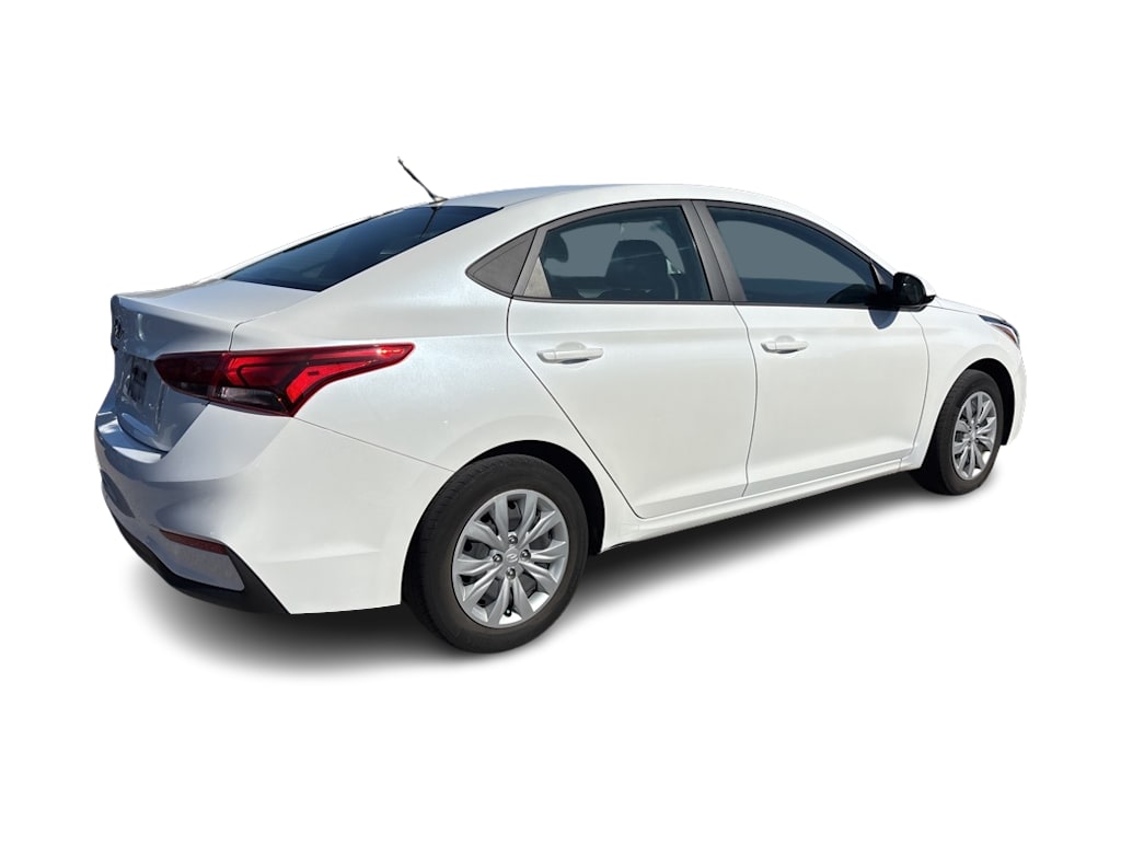 Thumbnail: 2022 Hyundai Accent - 10