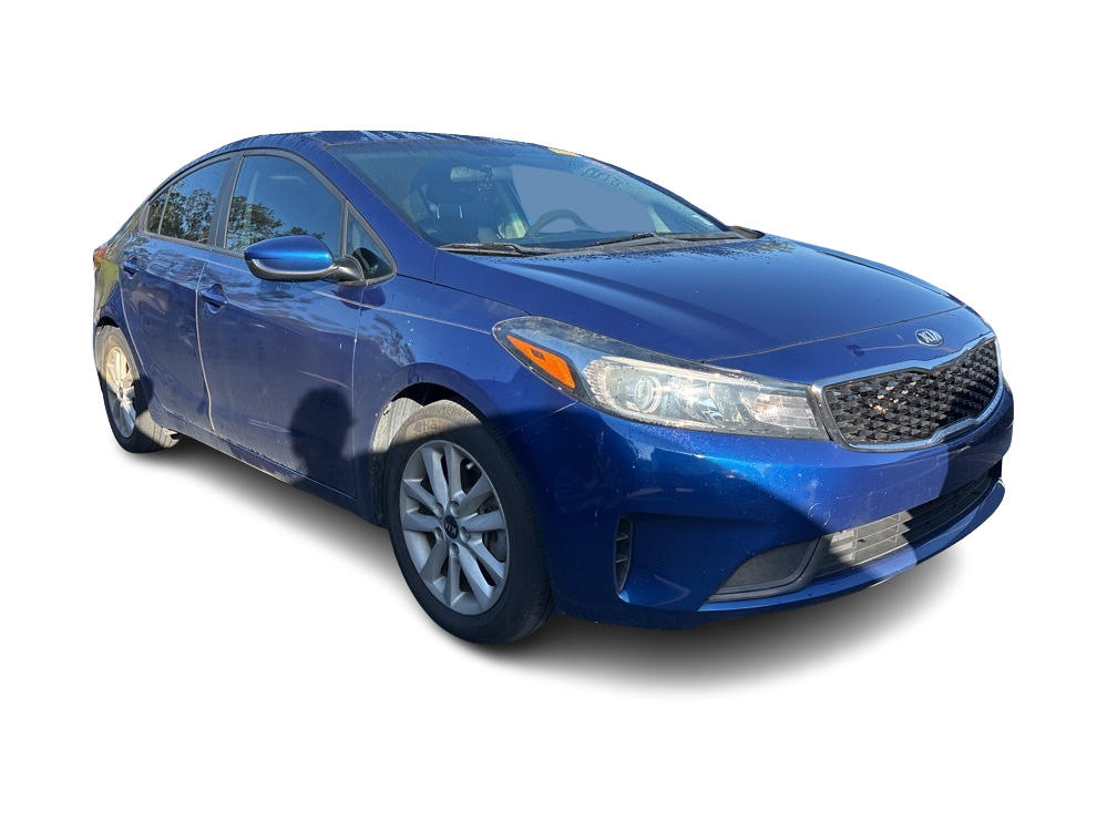 Thumbnail: 2017 Kia Forte - 12