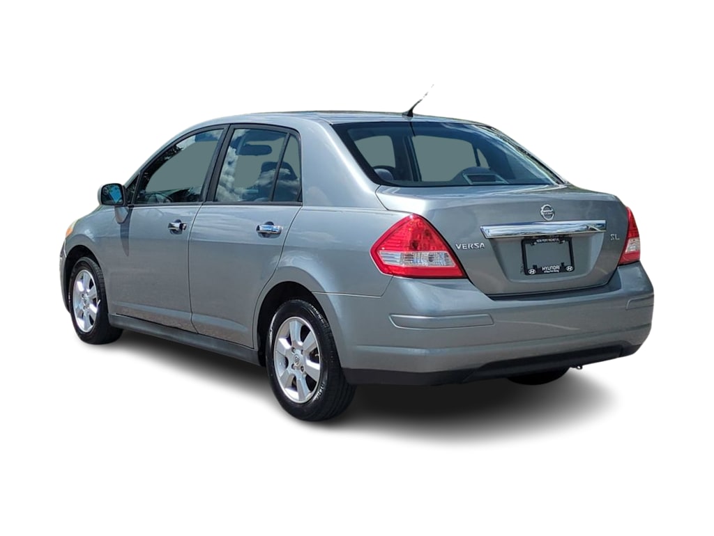 Thumbnail: 2011 Nissan Versa - 4