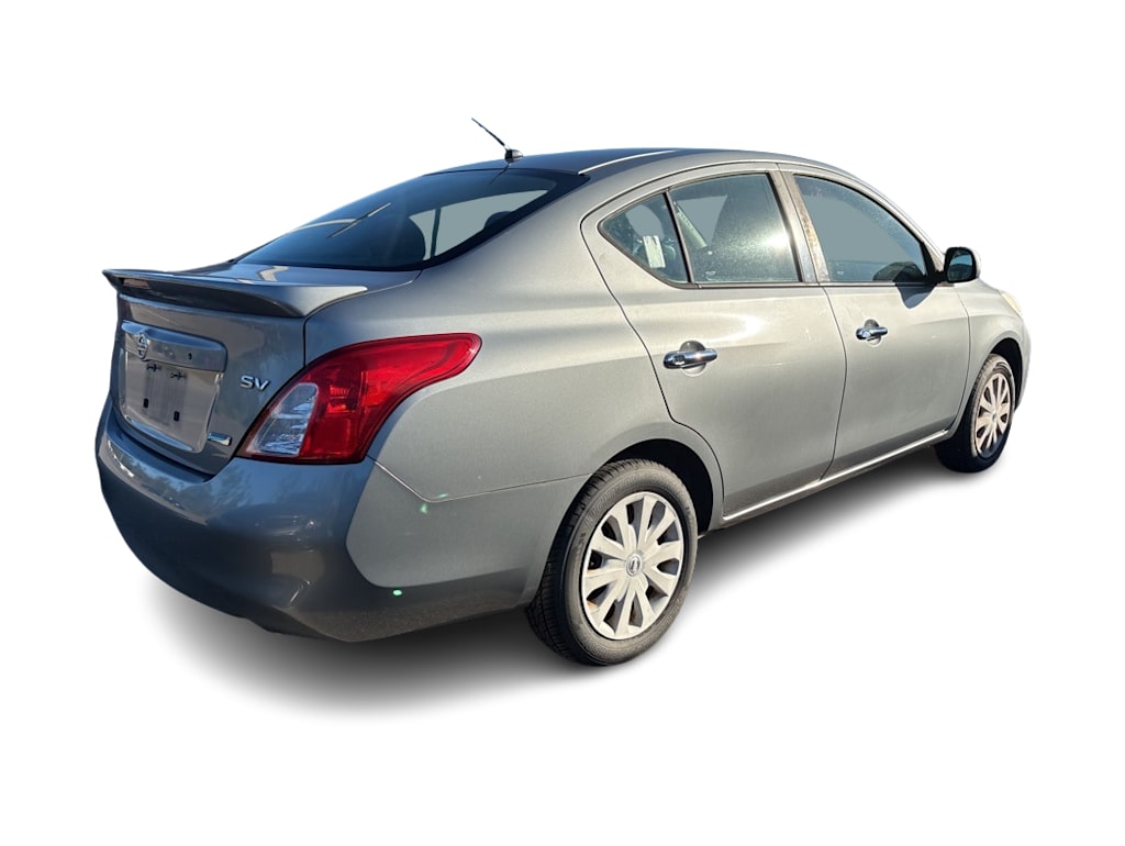 Thumbnail: 2014 Nissan Versa - 10