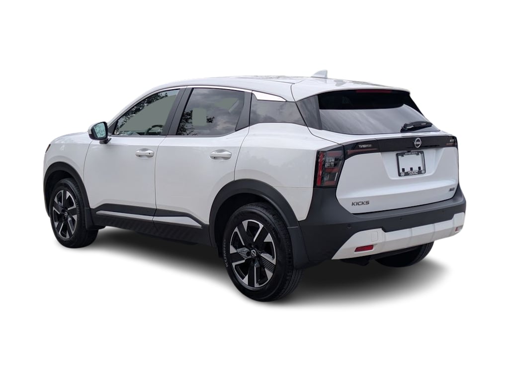 Thumbnail: 2025 Nissan Kicks - 4