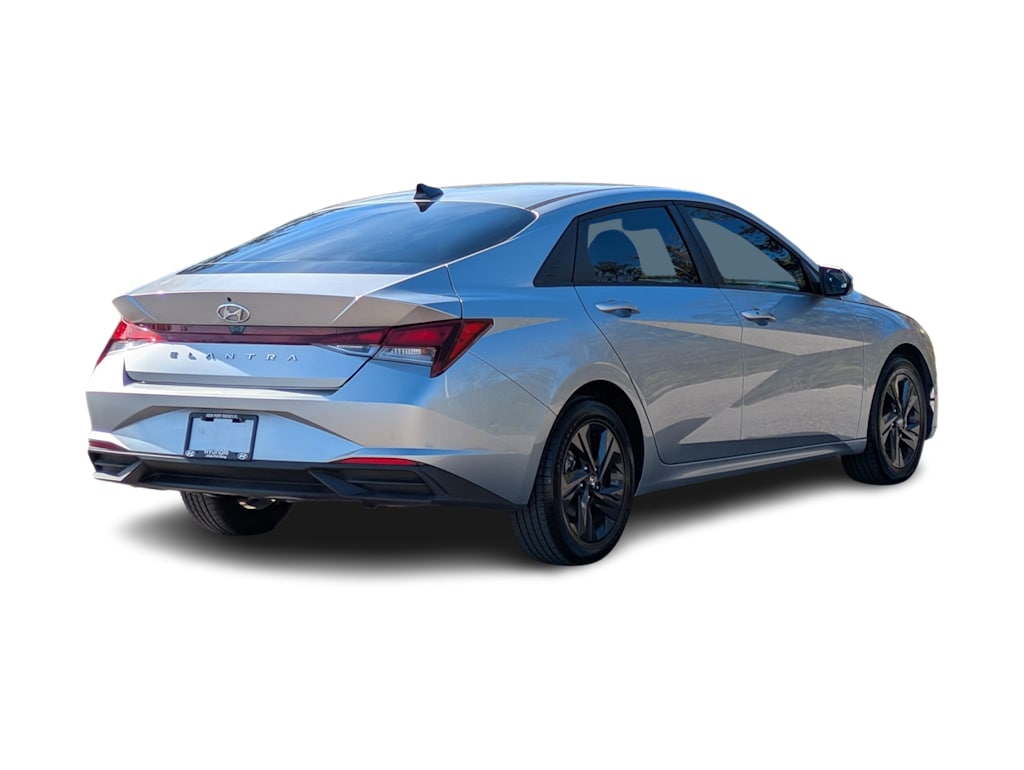 Thumbnail: 2021 Hyundai Elantra - 19