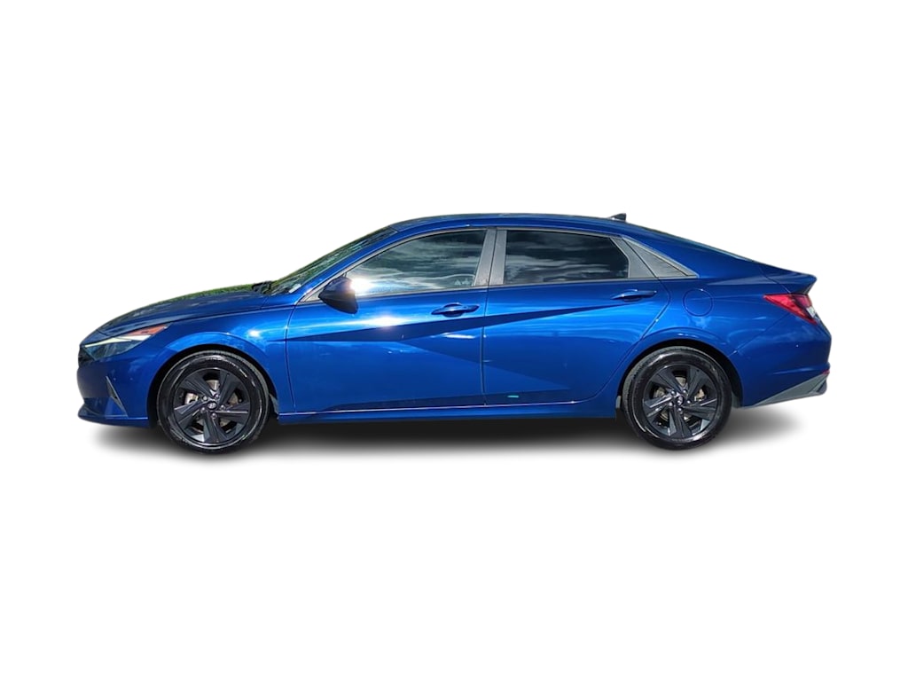 Thumbnail: 2021 Hyundai Elantra - 3