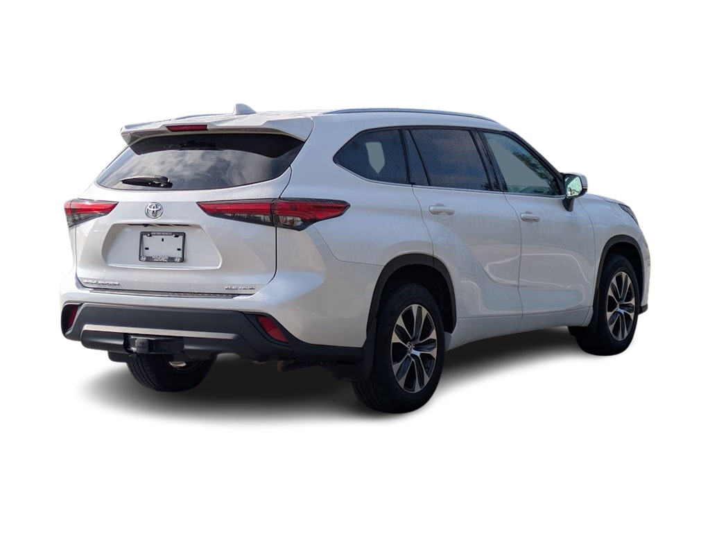Thumbnail: 2021 Toyota Highlander - 20