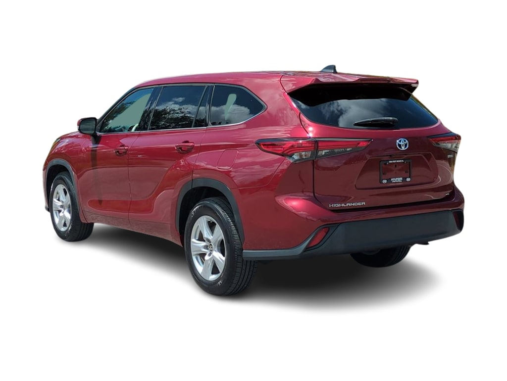 Thumbnail: 2022 Toyota Highlander - 4
