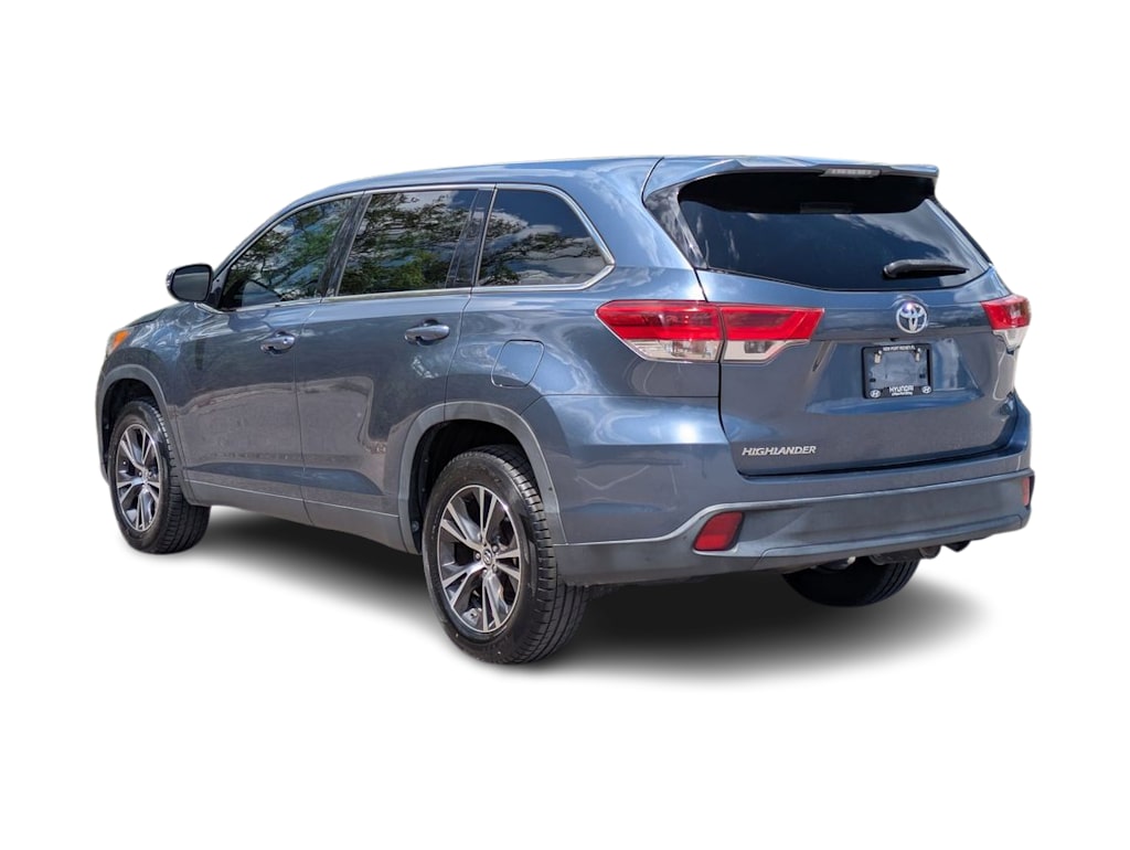Thumbnail: 2019 Toyota Highlander - 4