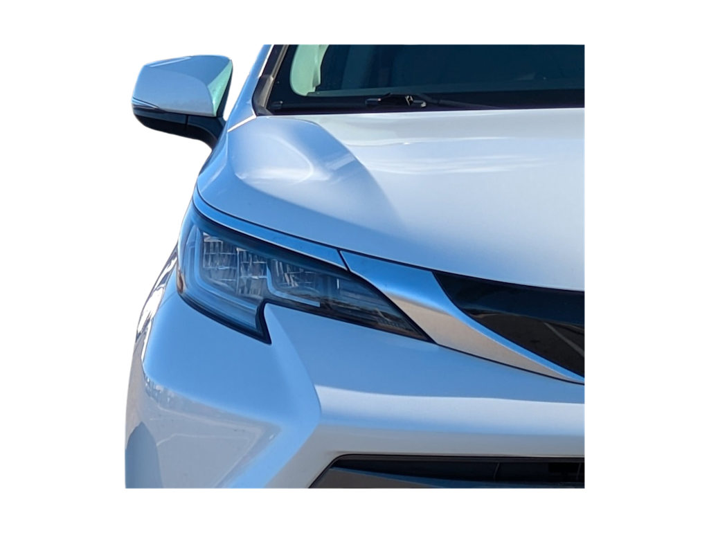 Thumbnail: 2022 Toyota Sienna - 21