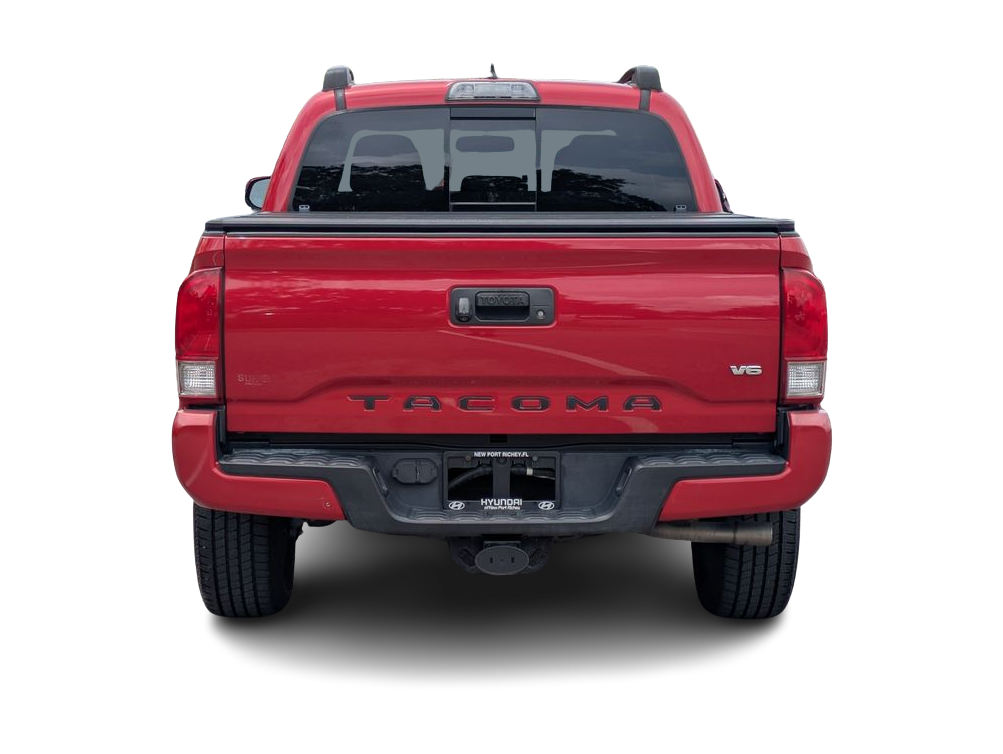 Thumbnail: 2017 Toyota Tacoma - 5