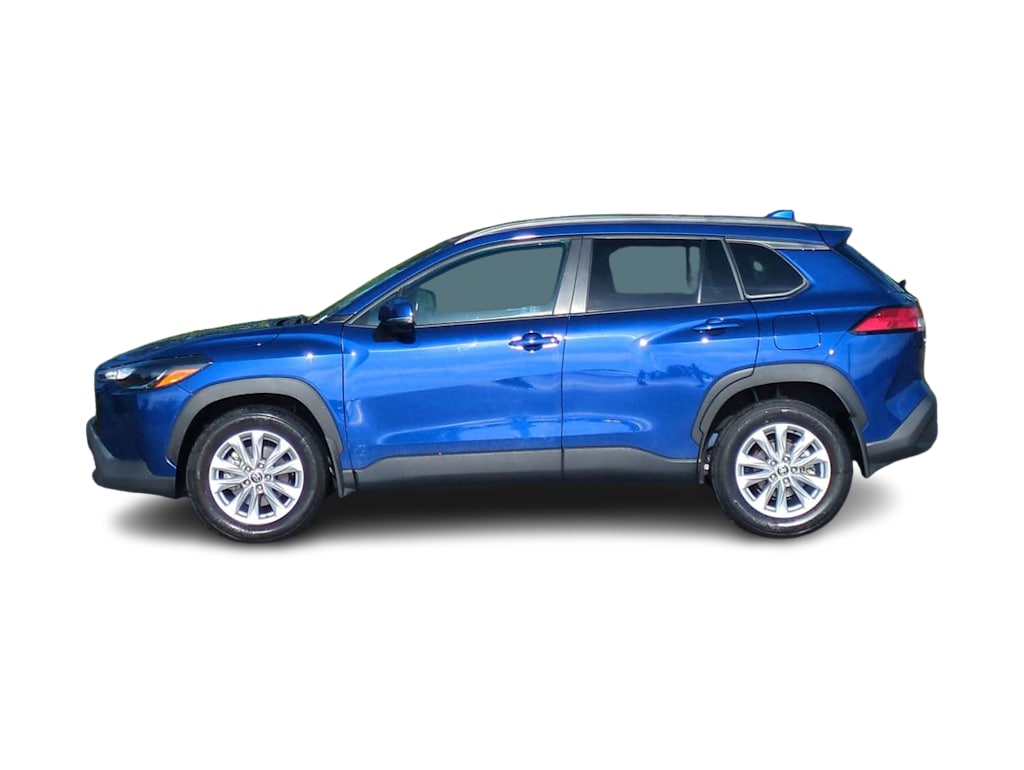 Thumbnail: 2024 Toyota Corolla Cross - 3