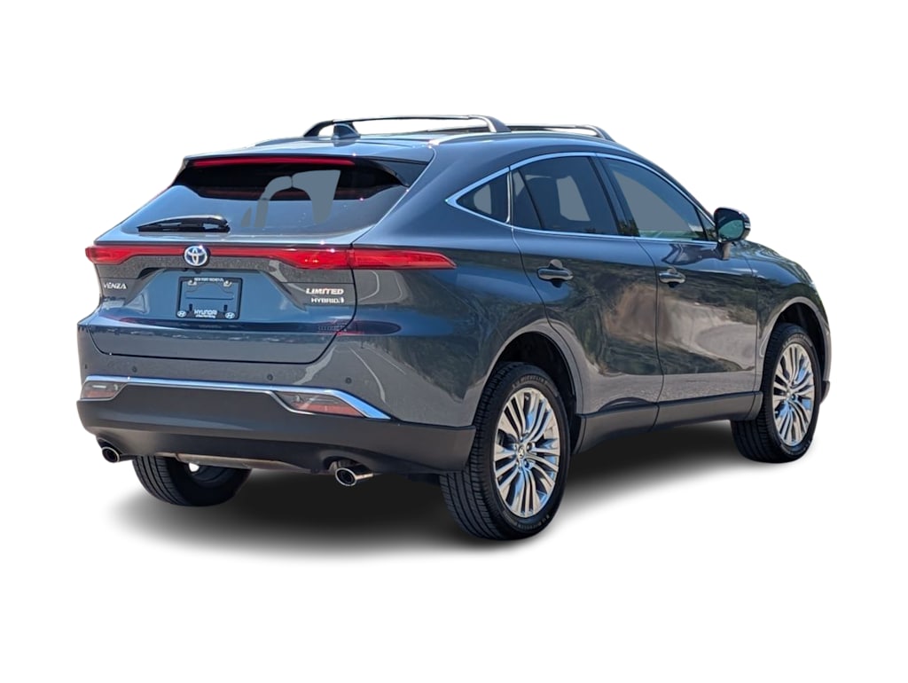 Thumbnail: 2022 Toyota Venza - 20