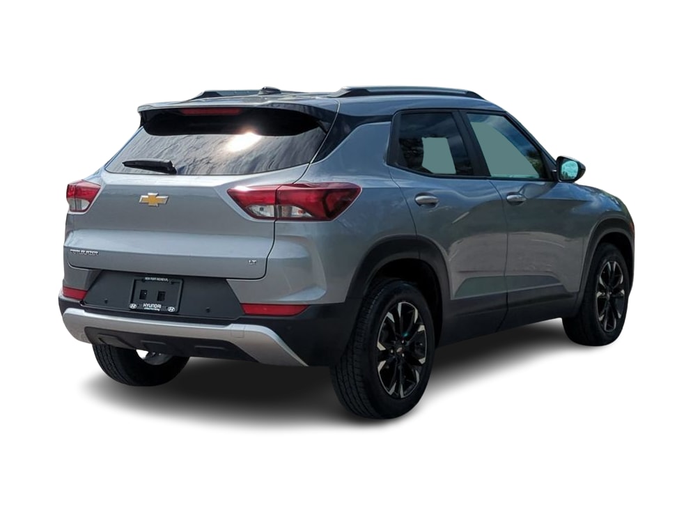 Thumbnail: 2023 Chevrolet TrailBlazer - 19