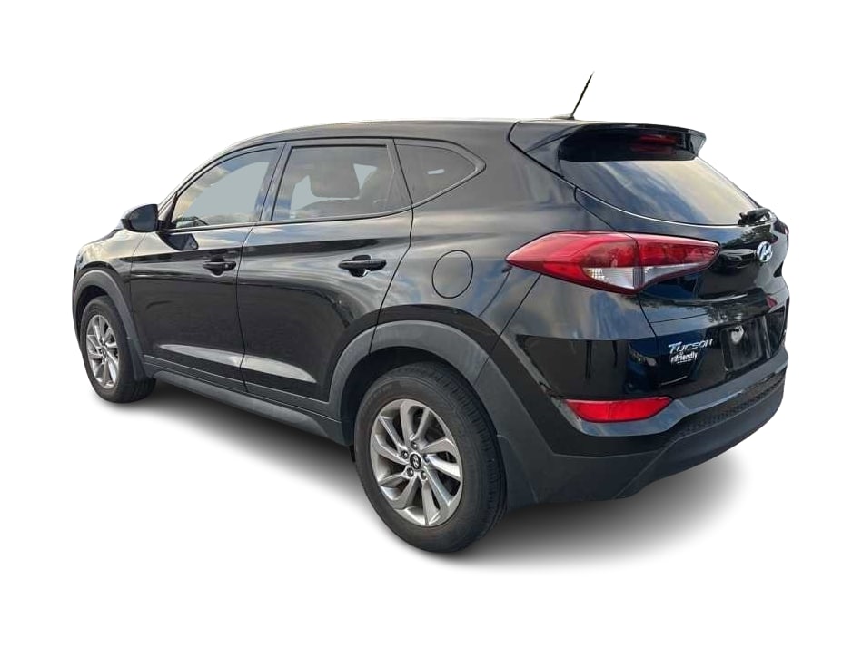 Thumbnail: 2016 Hyundai Tucson - 3