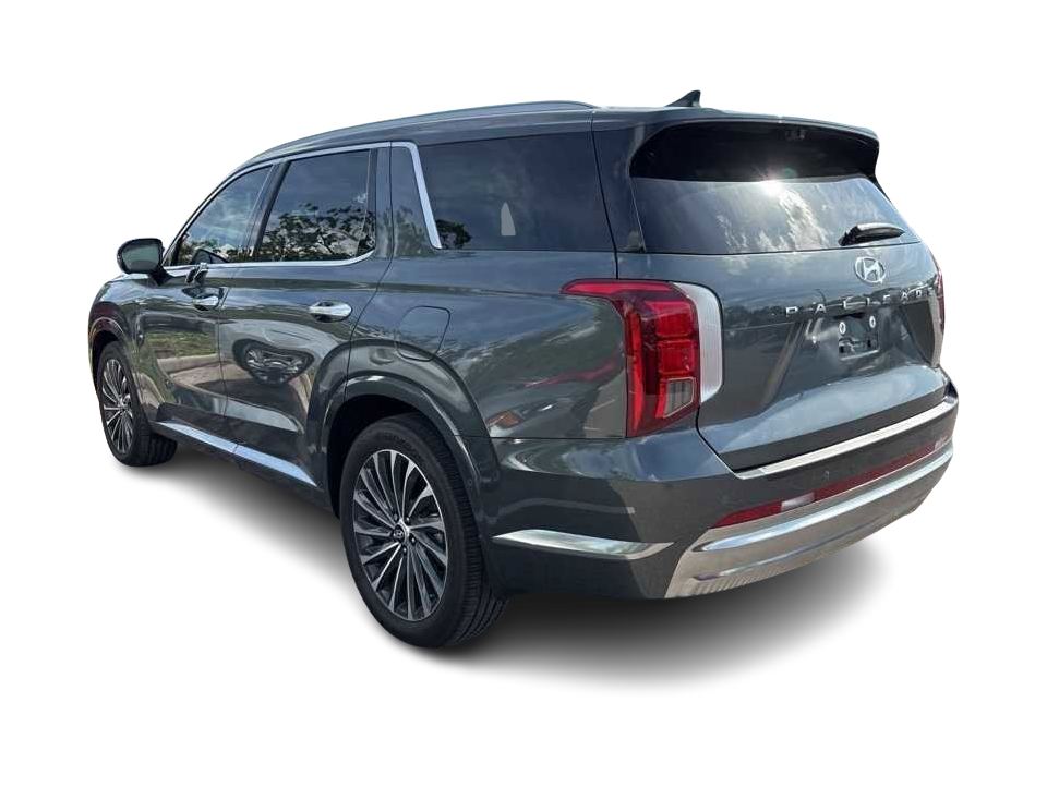 Thumbnail: 2023 Hyundai Palisade - 3