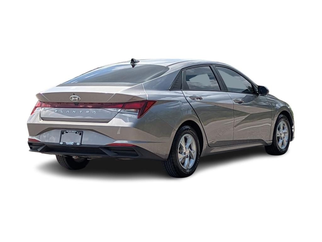 Thumbnail: 2021 Hyundai Elantra - 19