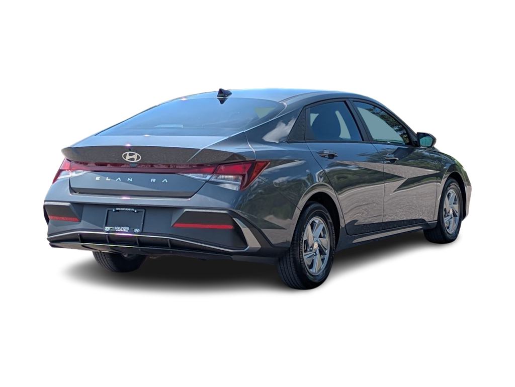 Thumbnail: 2024 Hyundai Elantra - 18