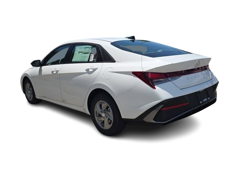 Thumbnail: 2026 Hyundai Elantra - 4