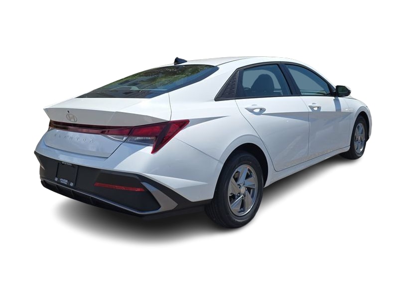 Thumbnail: 2026 Hyundai Elantra - 17