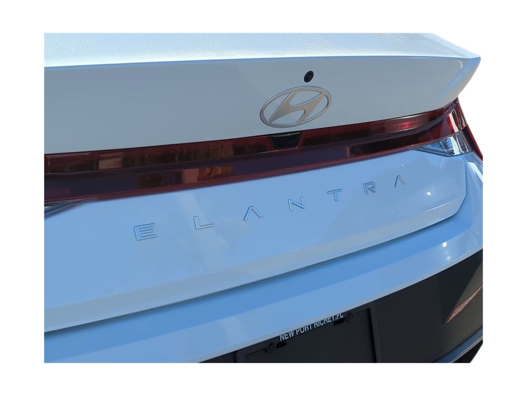 Thumbnail: 2026 Hyundai Elantra - 16