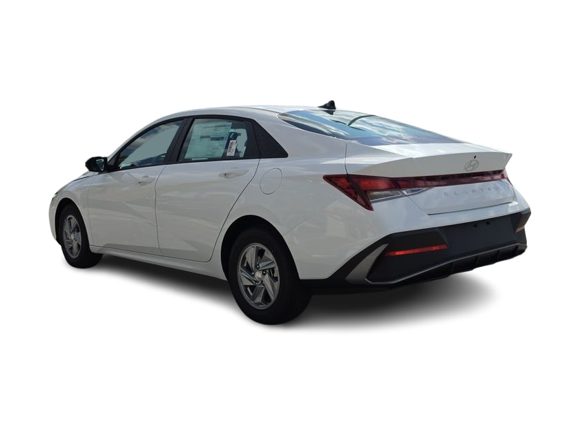 Thumbnail: 2026 Hyundai Elantra - 4