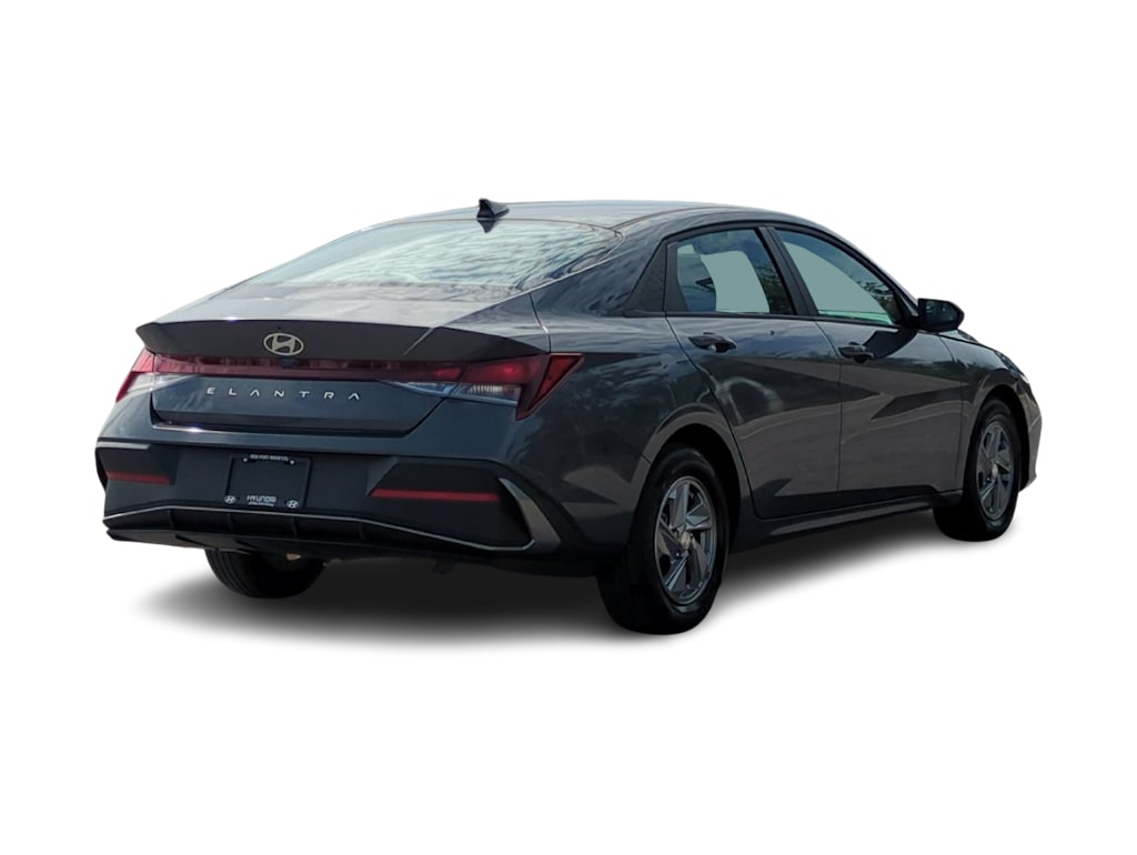 Thumbnail: 2025 Hyundai Elantra - 18