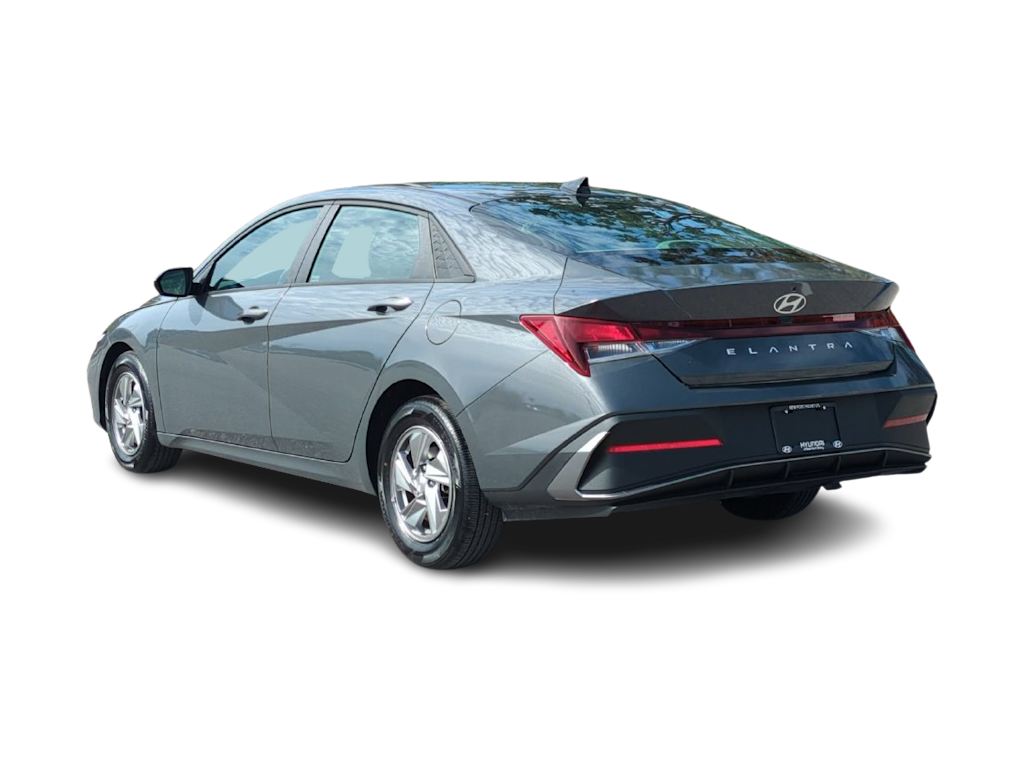 Thumbnail: 2025 Hyundai Elantra - 4