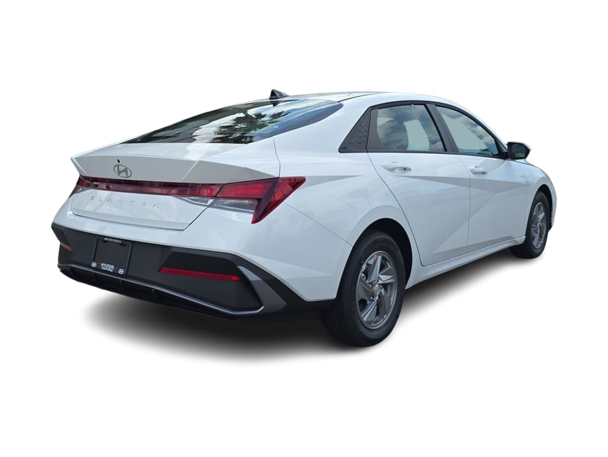 Thumbnail: 2026 Hyundai Elantra - 18