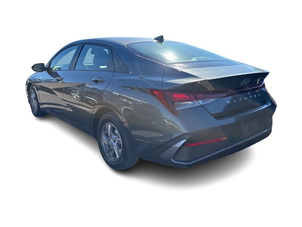 Thumbnail: 2024 Hyundai Elantra - 3