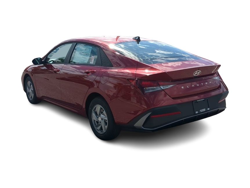 Thumbnail: 2026 Hyundai Elantra - 4