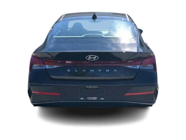 Thumbnail: 2026 Hyundai Elantra - 3