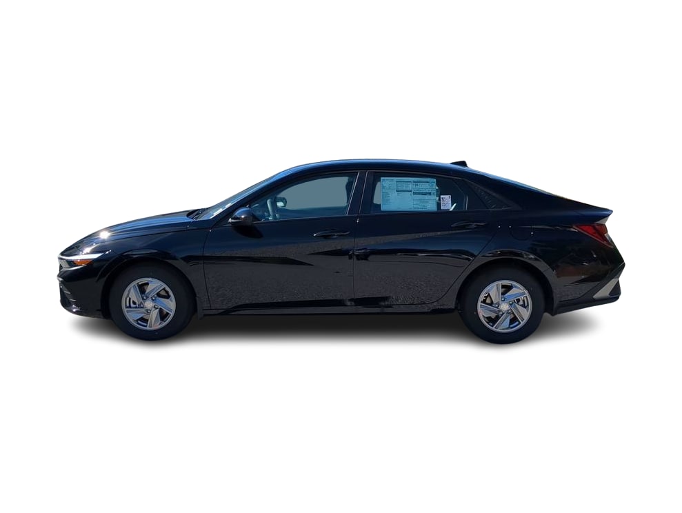 Thumbnail: 2026 Hyundai Elantra - 3
