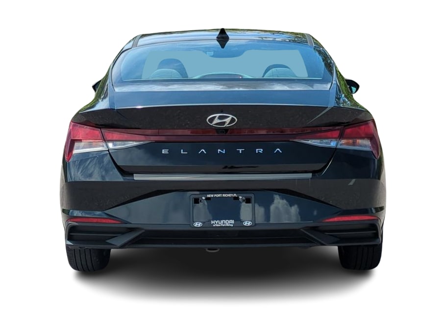 Thumbnail: 2023 Hyundai Elantra - 5