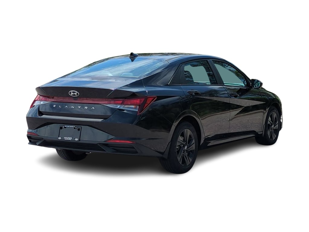 Thumbnail: 2023 Hyundai Elantra - 16