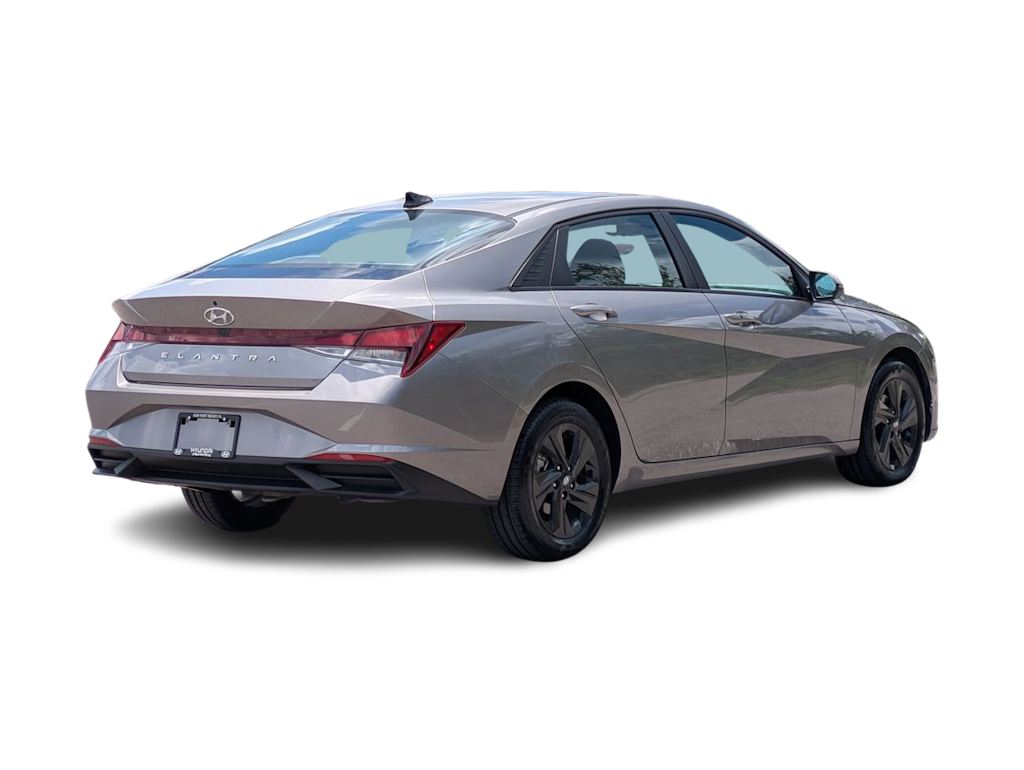 Thumbnail: 2023 Hyundai Elantra - 19
