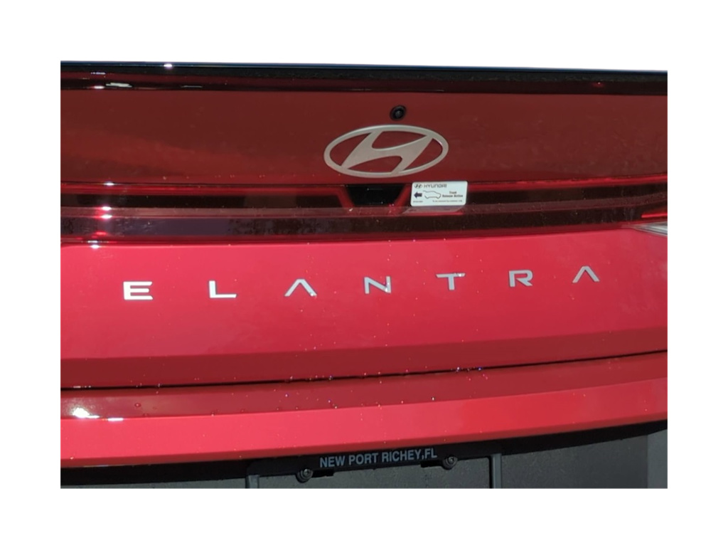 Thumbnail: 2025 Hyundai Elantra - 22