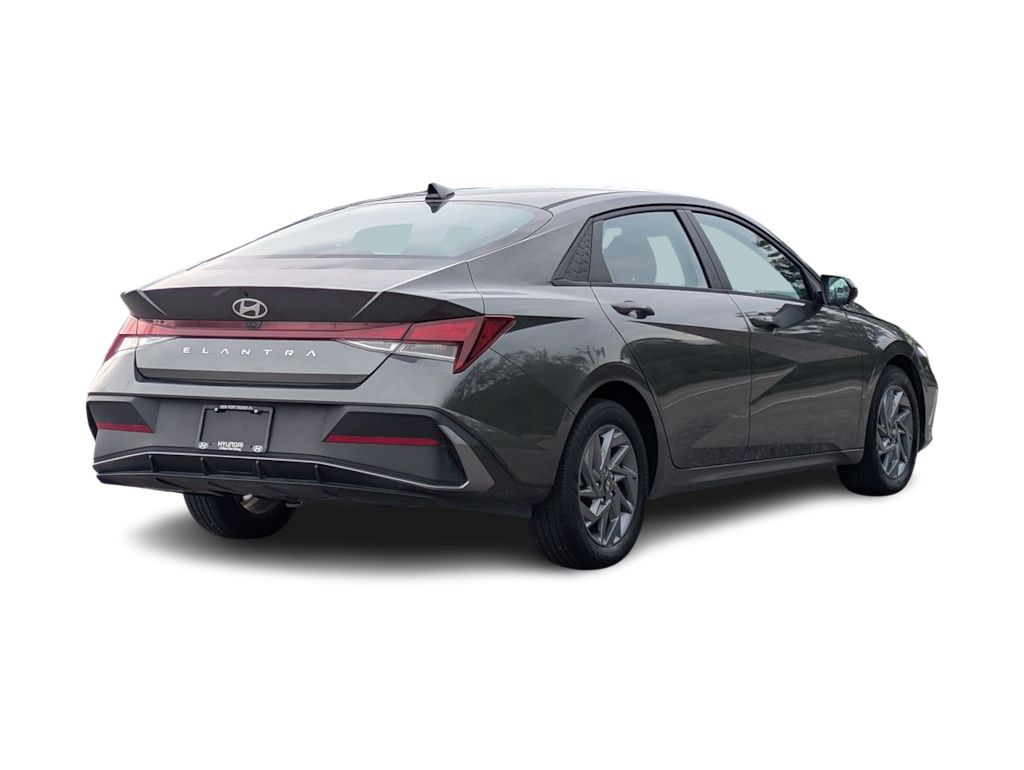 Thumbnail: 2024 Hyundai Elantra - 19